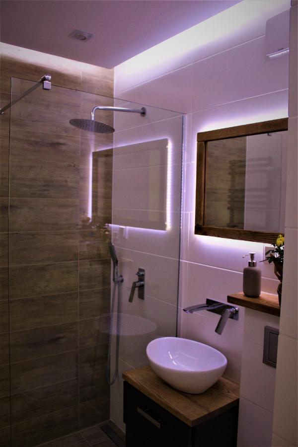 Apartament Przy Arsenale วรอตซวาฟ ภายนอก รูปภาพ